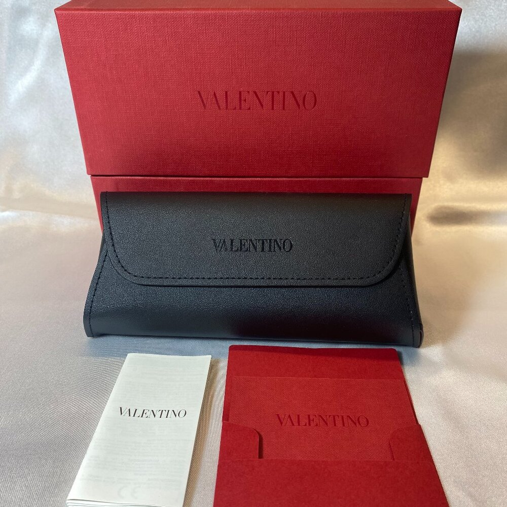 Valentino Sunglasses Case, Black Soft Leather Magnetic, Red Boxed, Red Auth Card